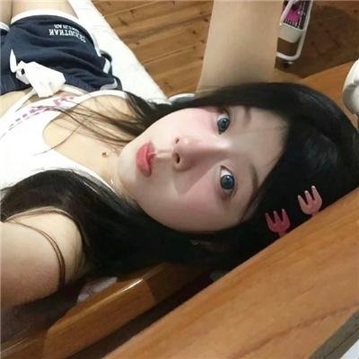 天蓝地黄